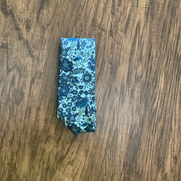 J.crew men’s tie in liberty Nottingham print - Picture 13 of 16